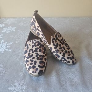 Leopard Print Women's Flats Dakota Chase Sz 6M Cushioned Insole